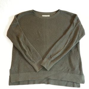 Abercrombie women's slouchy crew neck knit sweater XS green